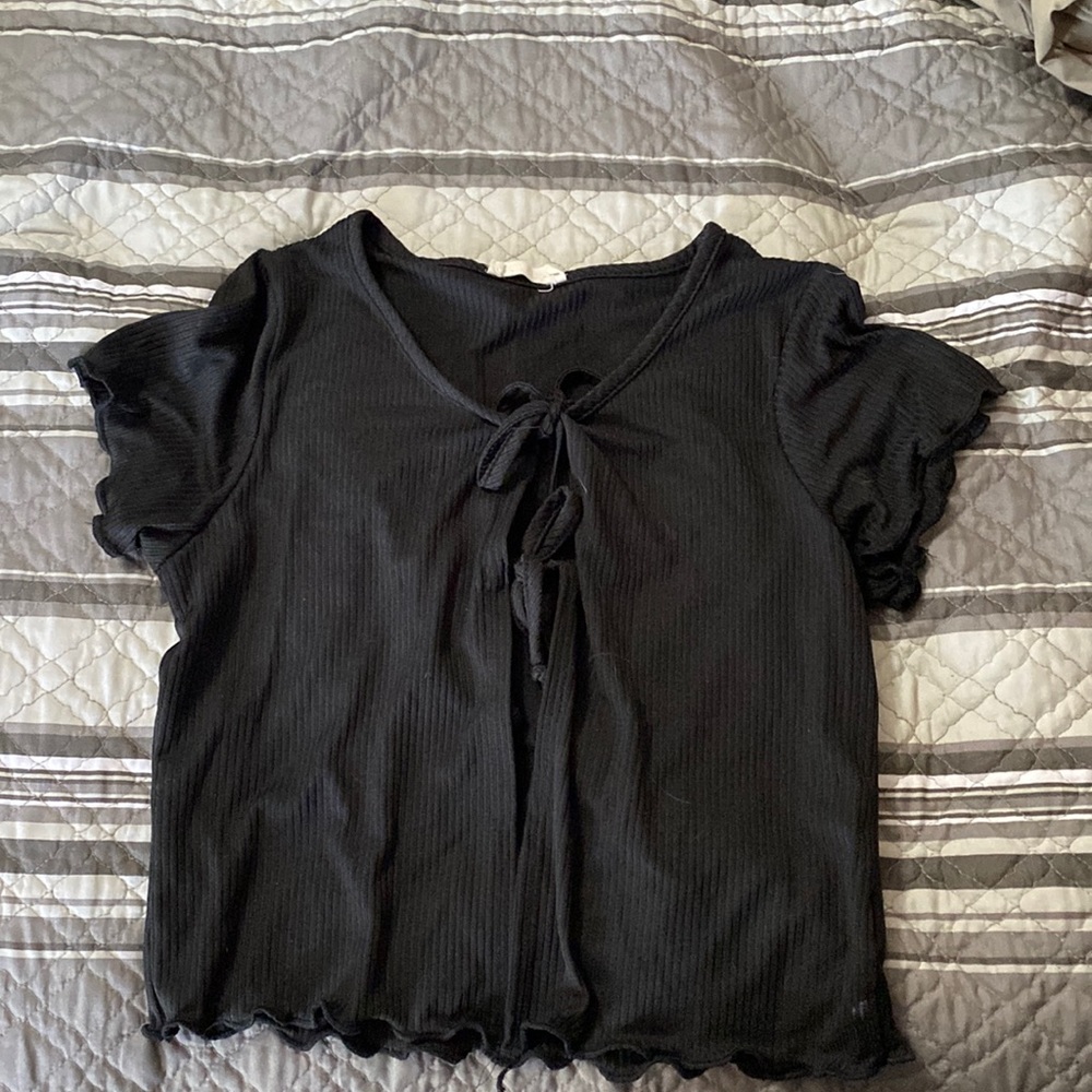 Cute blouse/ cardigan style shirt